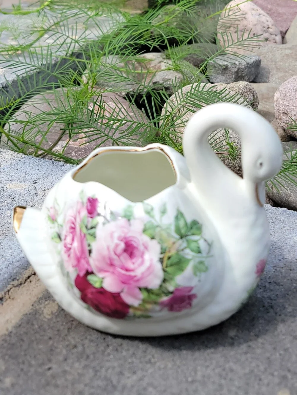 Vintage Formalities By Baum Bros. Porcelain Swan Figurine Planter Pink/Red Roses